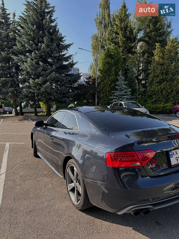 Купе Audi A5 2015 в Киеве