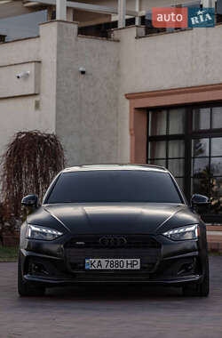 Купе Audi A5 2020 в 