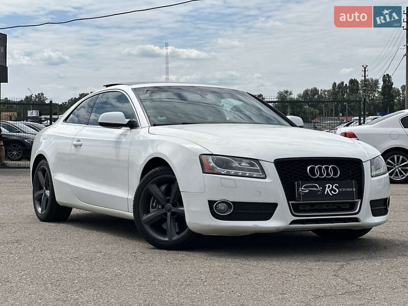 Купе Audi A5 2011 в 