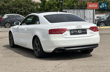 Купе Audi A5 2011 в 