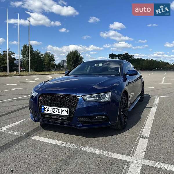 Купе Audi A5 2015 в 