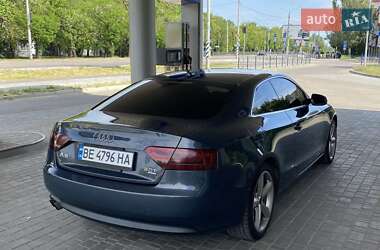 Купе Audi A5 2010 в 
