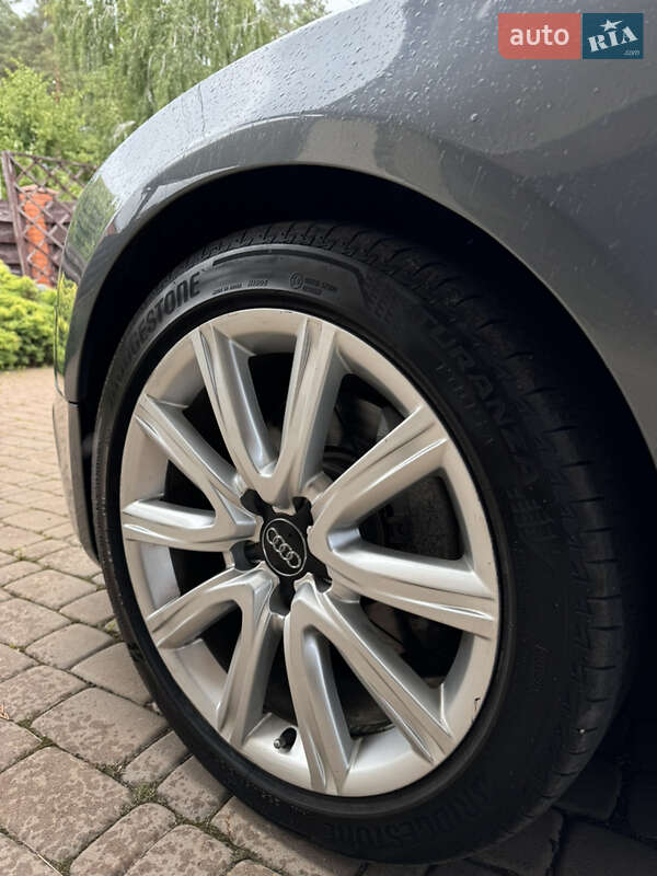 Купе Audi A5 2013 в Киеве