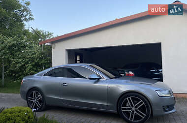 Купе Audi A5 2009 в 