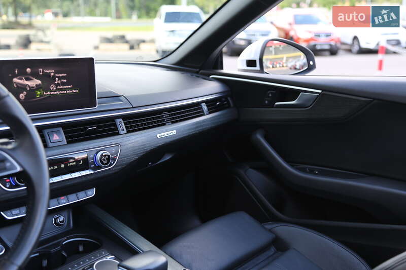 Кабриолет Audi A5 2017 в Киеве