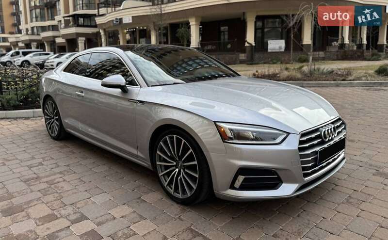 Купе Audi A5 2017 в 