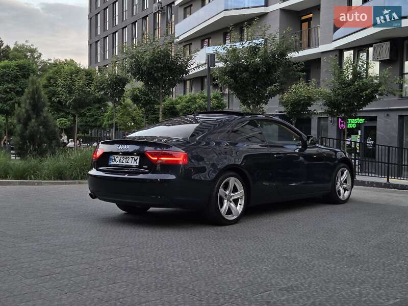 Купе Audi A5 2012 в Львове