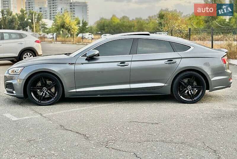 Купе Audi A5 2017 в Киеве