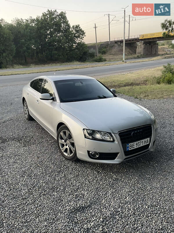 Купе Audi A5 2011 в Вознесенске