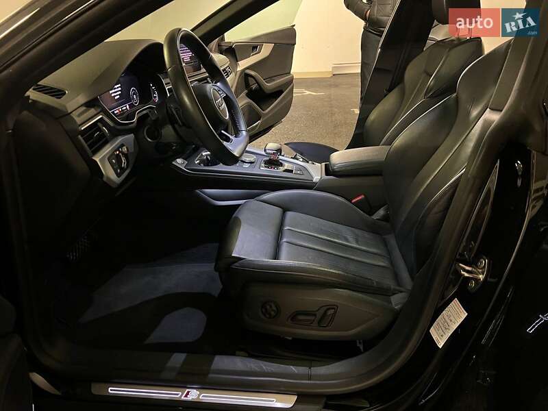 Купе Audi A5 2017 в Ужгороді