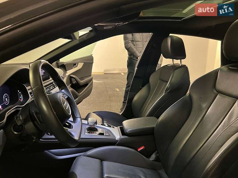 Купе Audi A5 2017 в Ужгороді