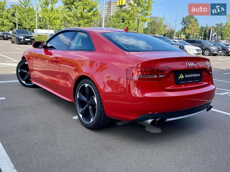 Купе Audi A5 2010 в Киеве