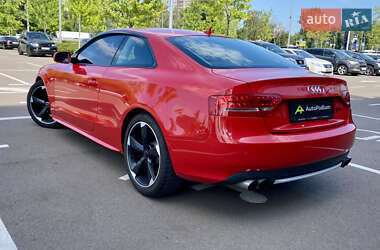 Купе Audi A5 2010 в 