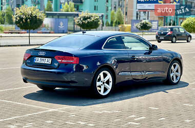 Купе Audi A5 2009 в 