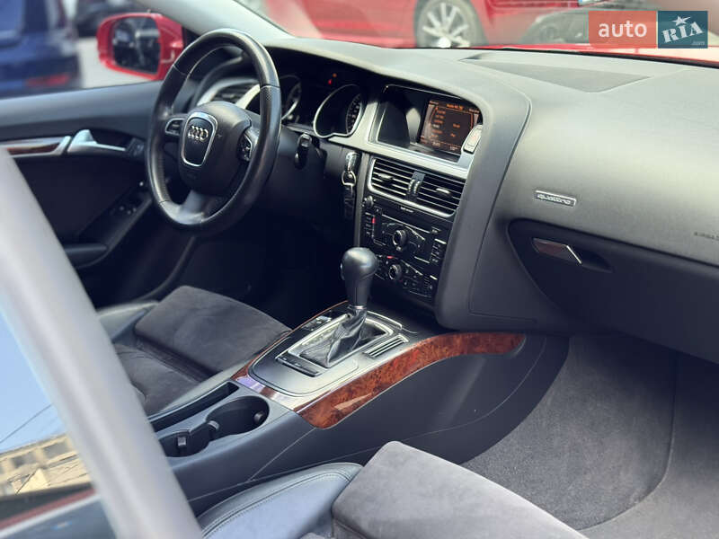 Купе Audi A5 2010 в Києві