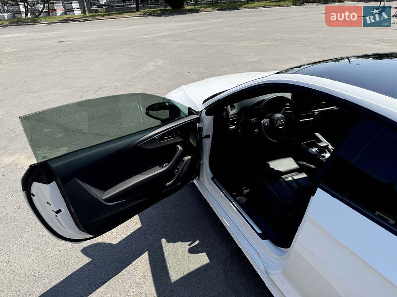 Купе Audi A5 2021 в Тернополе