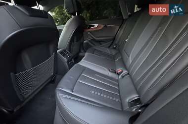 Лифтбек Audi A5 2022 в 