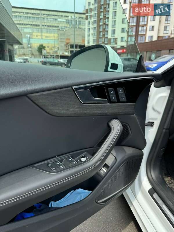 Лифтбек Audi A5 2021 в Одессе