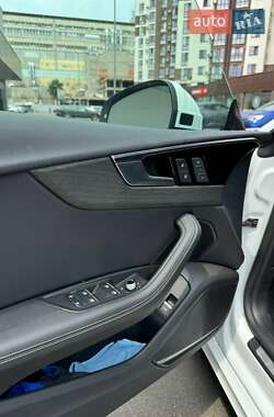 Лифтбек Audi A5 2021 в 
