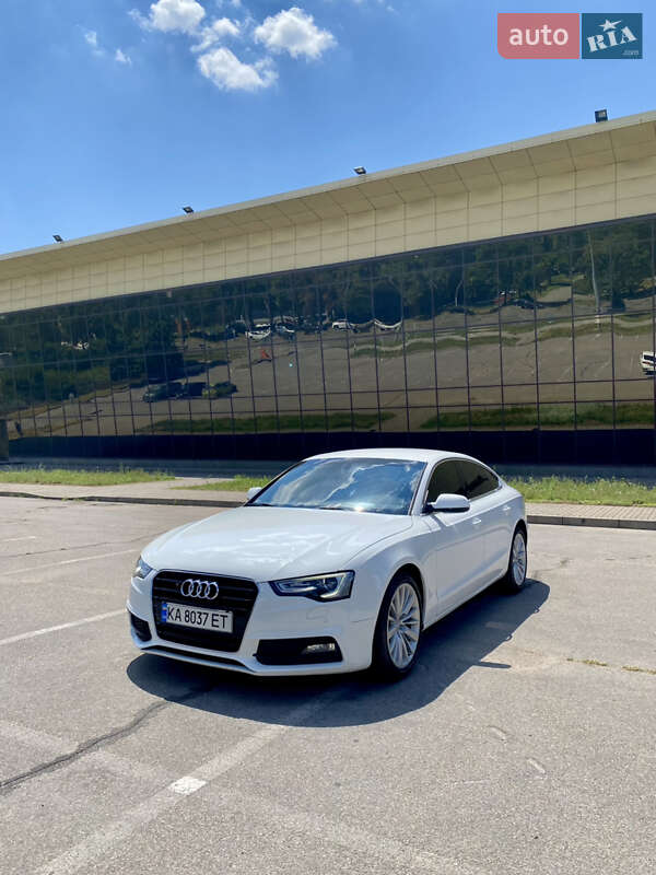 Купе Audi A5 2012 в 