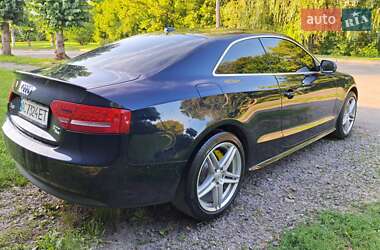 Купе Audi A5 2011 в 