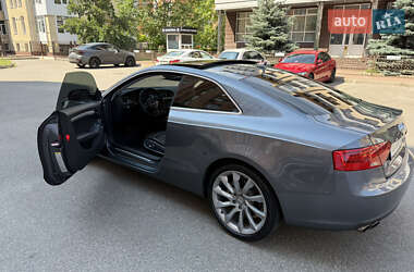 Купе Audi A5 2013 в 