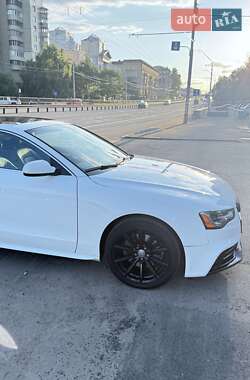 Купе Audi A5 2015 в 