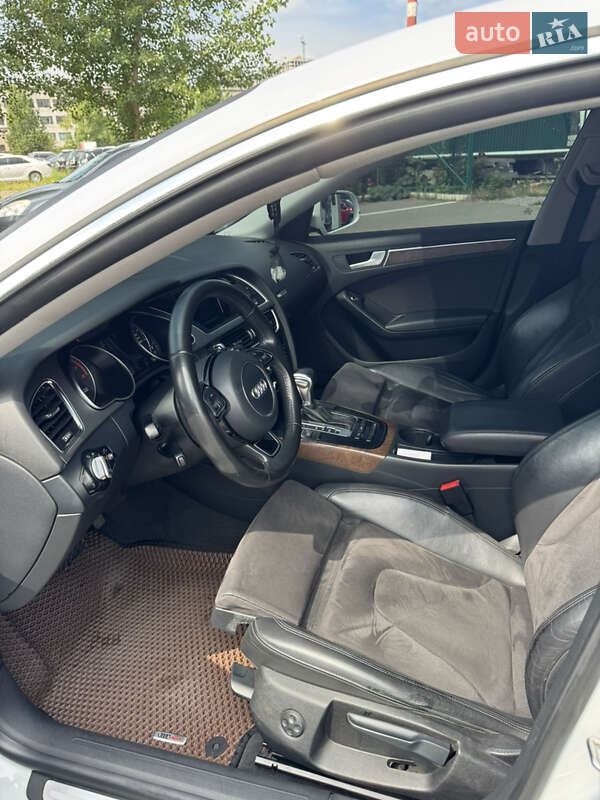 Купе Audi A5 2012 в Киеве