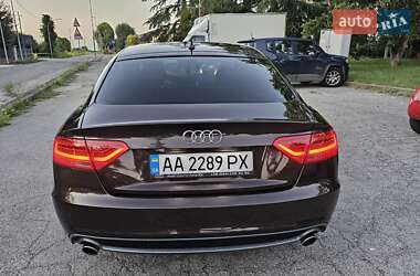 Купе Audi A5 2011 в 