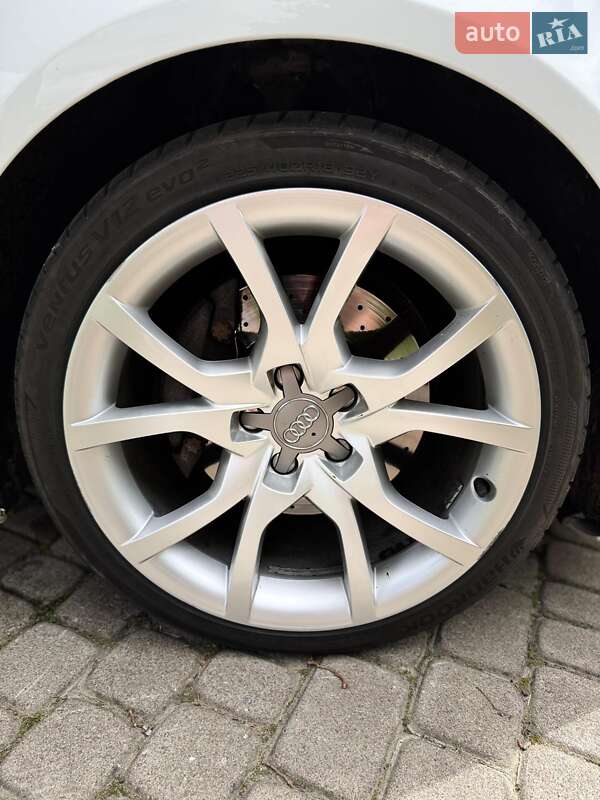 Купе Audi A5 2011 в Львове