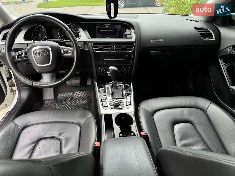 Купе Audi A5 2011 в Львове