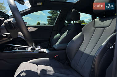 Лифтбек Audi A5 2022 в 