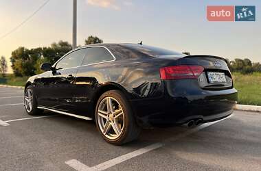 Купе Audi A5 2011 в 