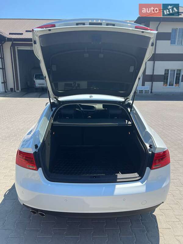Лифтбек Audi A5 2015 в Могилев-Подольске