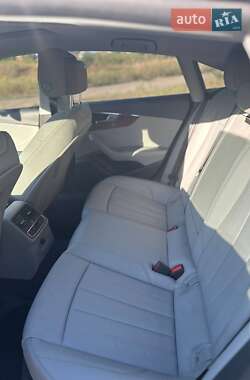 Ліфтбек Audi A5 2023 в 