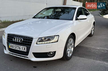Купе Audi A5 2010 в 