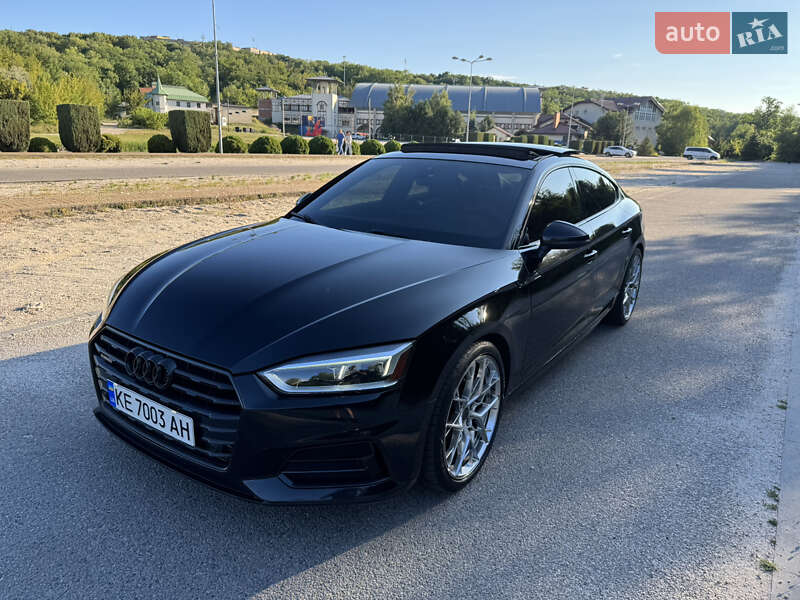 Купе Audi A5 2017 в 