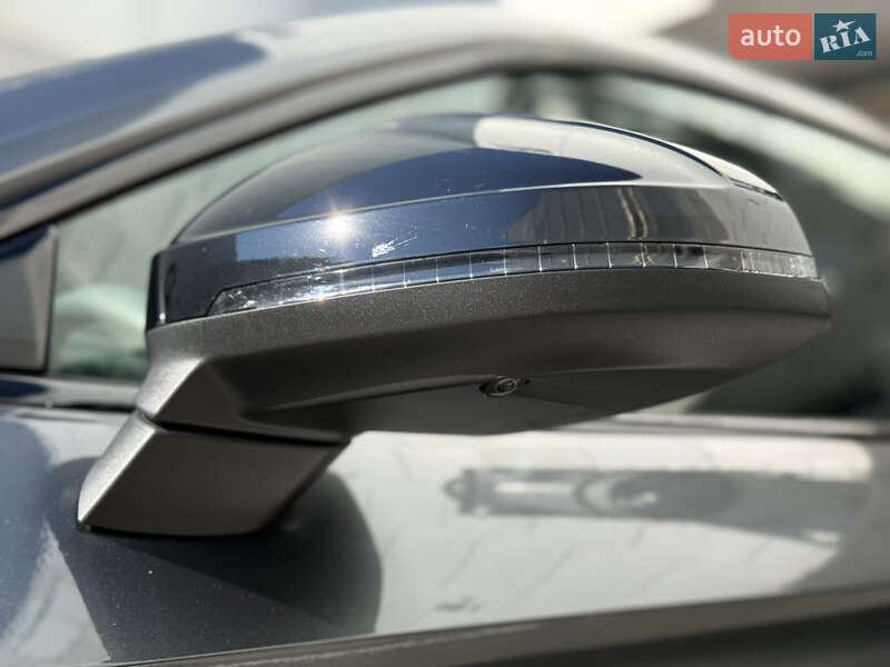 Купе Audi A5 2023 в Киеве