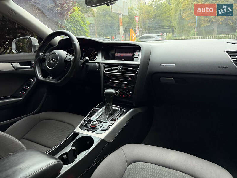 Купе Audi A5 2012 в Днепре