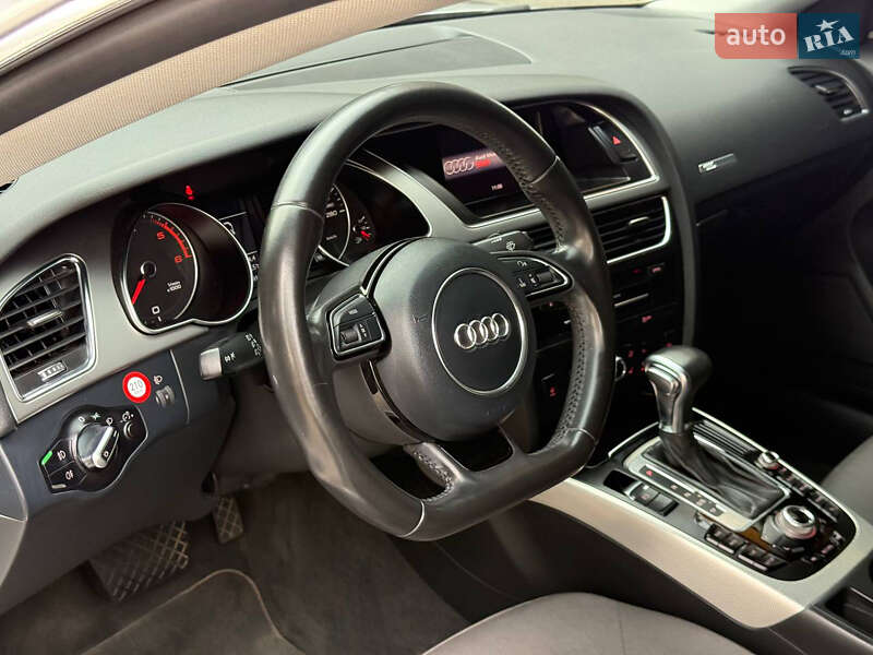 Купе Audi A5 2012 в Днепре
