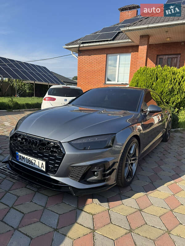 Купе Audi A5 2017 в 