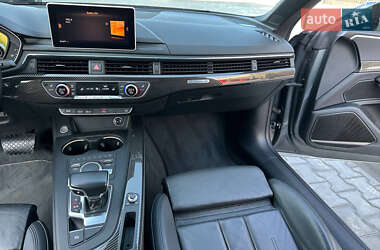 Купе Audi A5 2017 в 