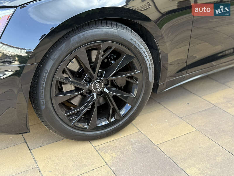 Лифтбек Audi A5 2020 в Киеве