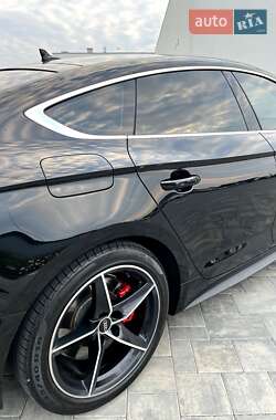 Лифтбек Audi A5 2017 в 