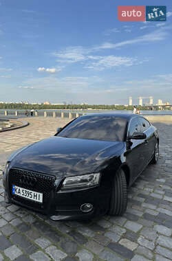 Купе Audi A5 2010 в 
