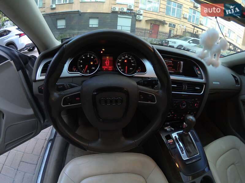 Купе Audi A5 2010 в Киеве
