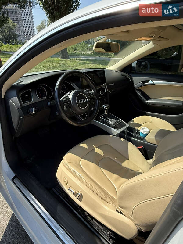 Купе Audi A5 2013 в Киеве