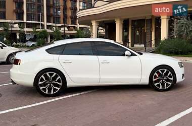 Купе Audi A5 2010 в 