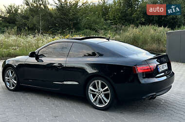 Купе Audi A5 2010 в 