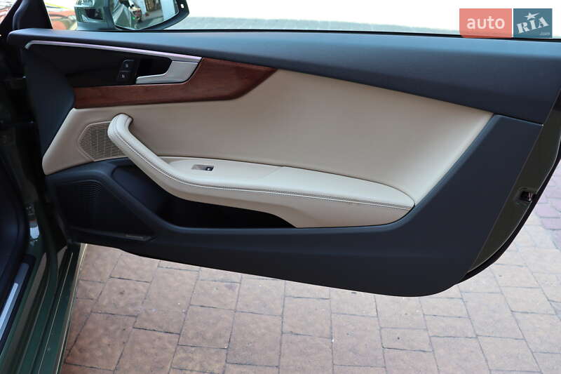 Кабриолет Audi A5 2020 в Львове